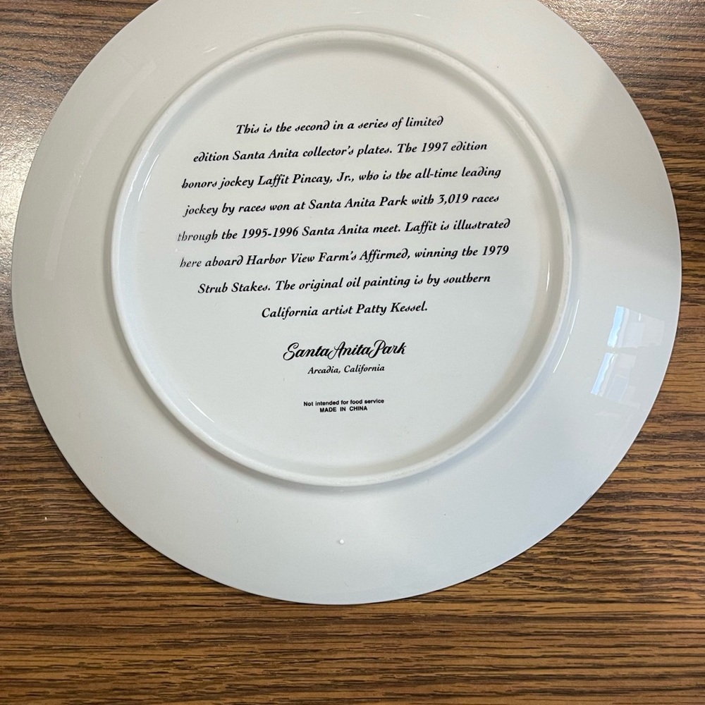 Collectors Bradford Exchange “Santa Ana Park” Plate